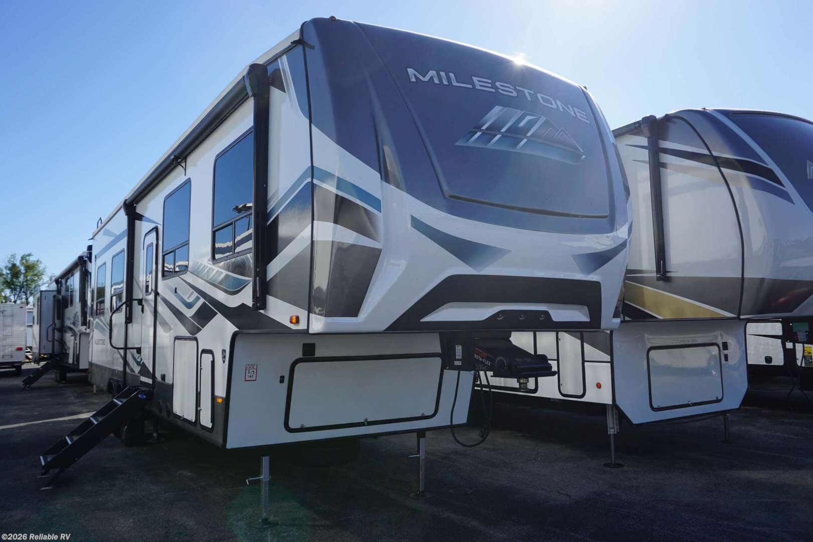 2023 Heartland Milestone FW 333MB RV for Sale in Springfield, MO 65802