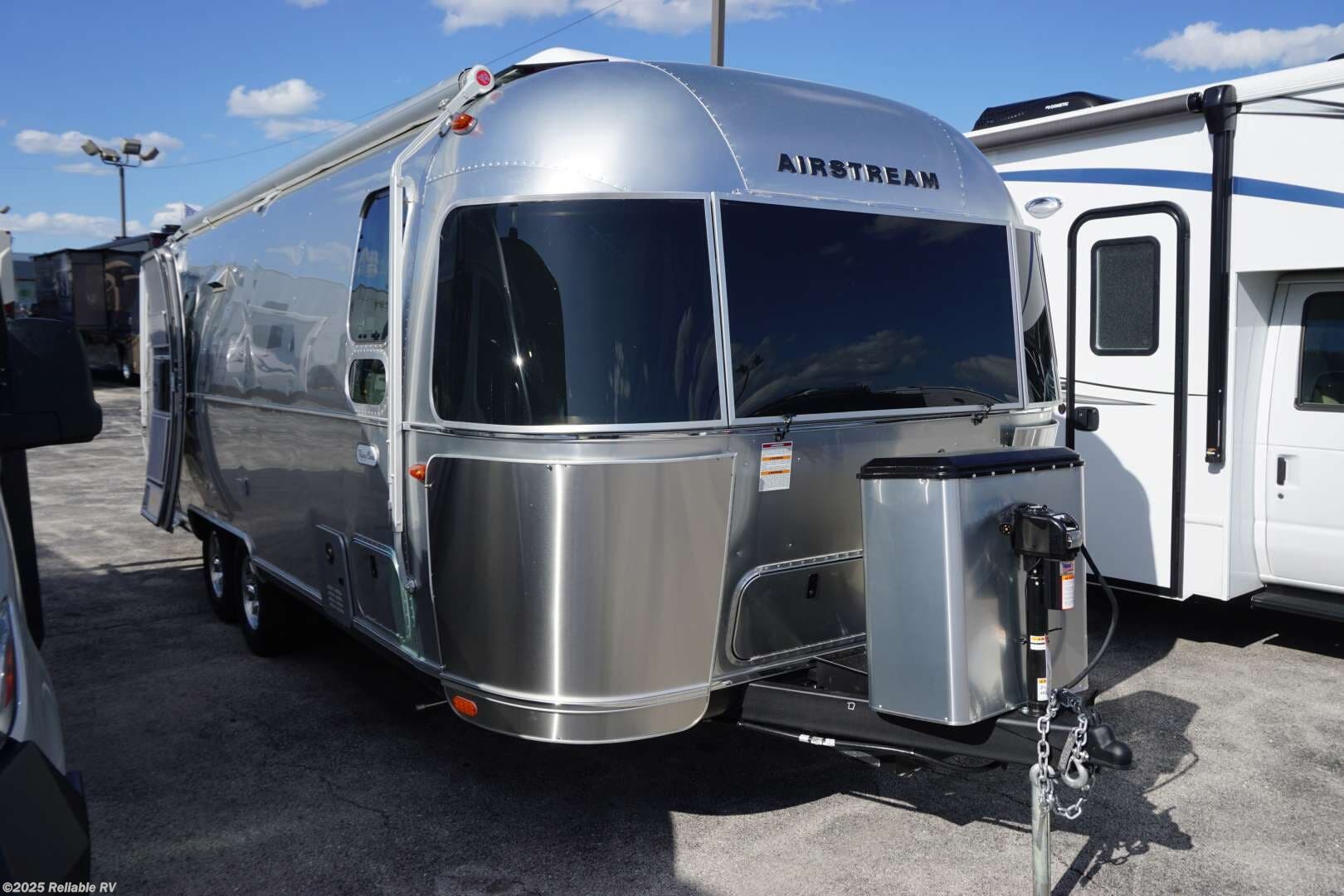 2023 Airstream Flying Cloud 25FB Twin RV for Sale in Springfield, MO ...