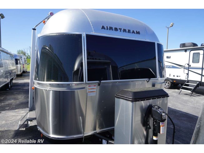 2023 Classic 30RB by Airstream from Reliable RV in Springfield, Missouri