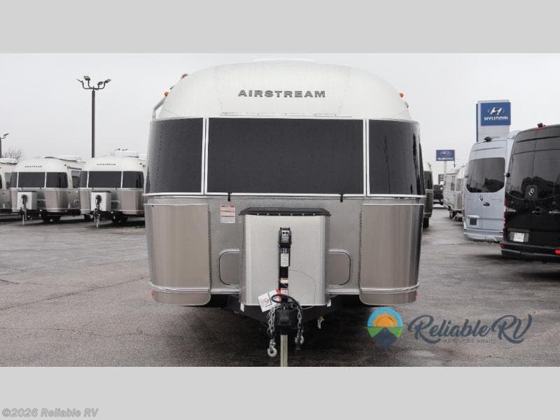 2026 Flying Cloud 25FB Twin by Airstream from Reliable RV in Springfield, Missouri