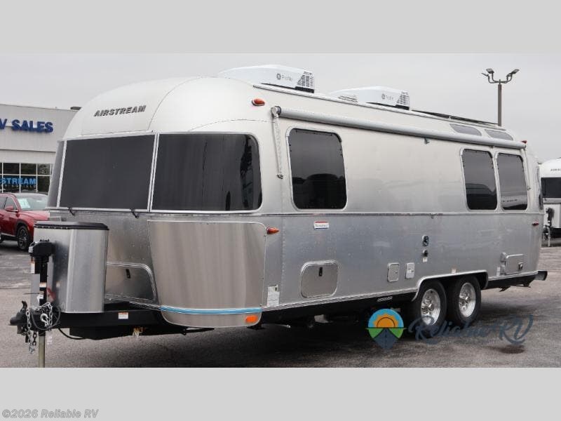 New 2026 Airstream International 25FB Twin available in Springfield, Missouri