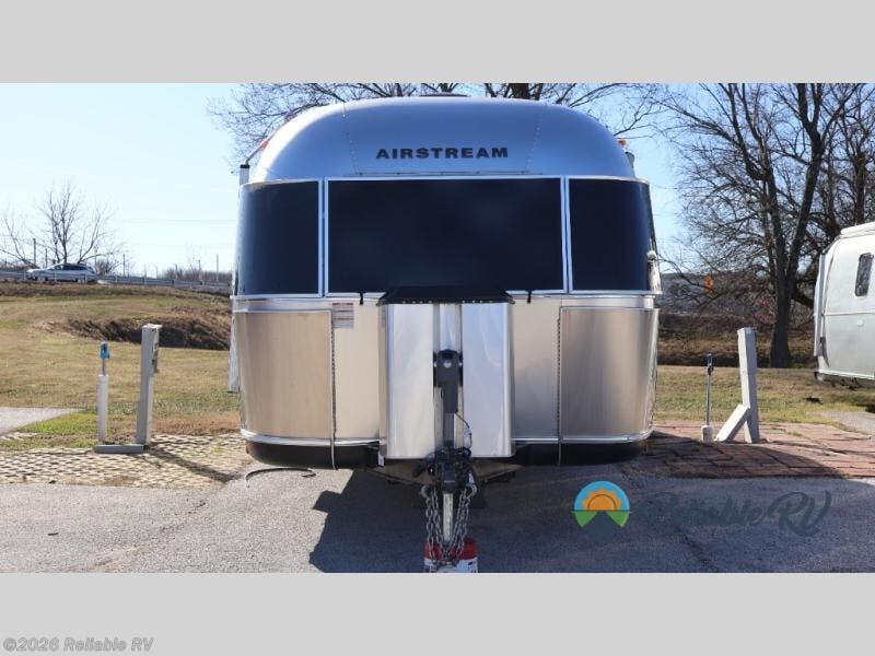 2018 Classic 30RB by Airstream from Reliable RV in Springfield, Missouri