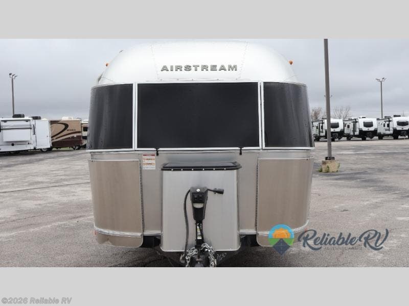2017 Flying Cloud 23FB by Airstream from Reliable RV in Springfield, Missouri