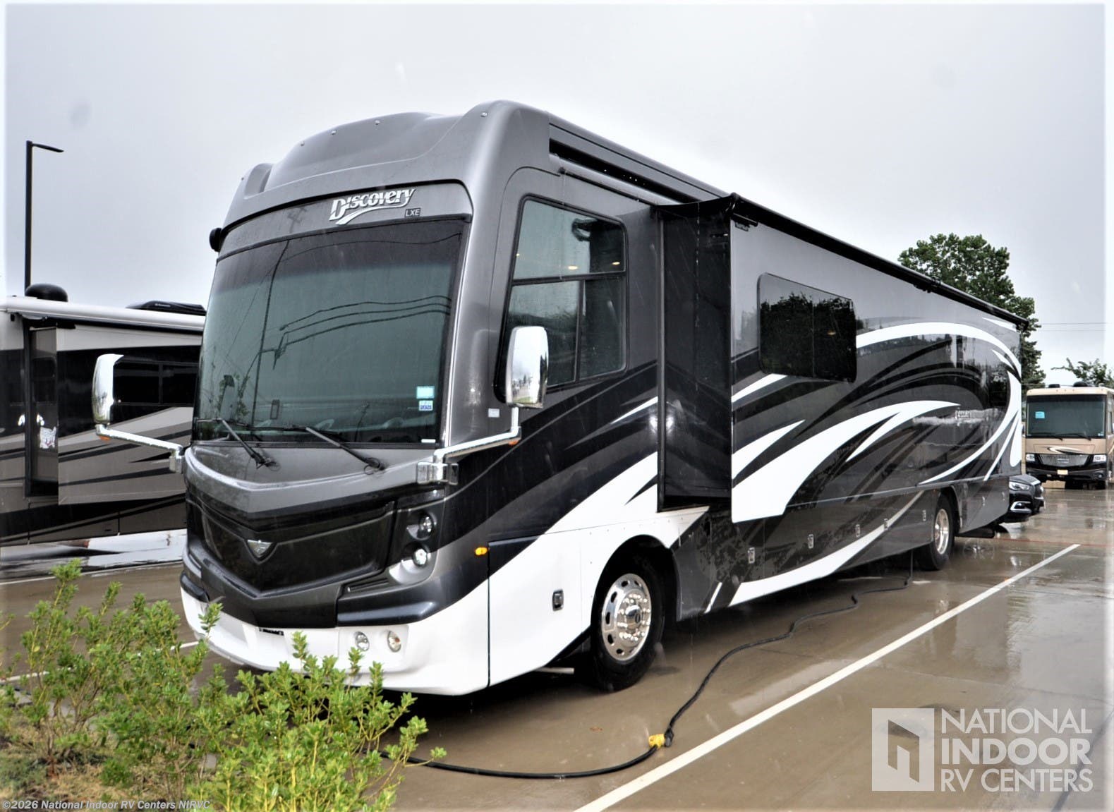 2020 Fleetwood Discovery LXE 40D RV for Sale in Lewisville, TX 75057