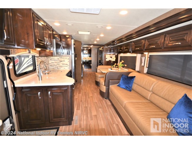 2018 Palazzo 36.1 by Thor Motor Coach from National Indoor RV Centers in Lewisville, Texas