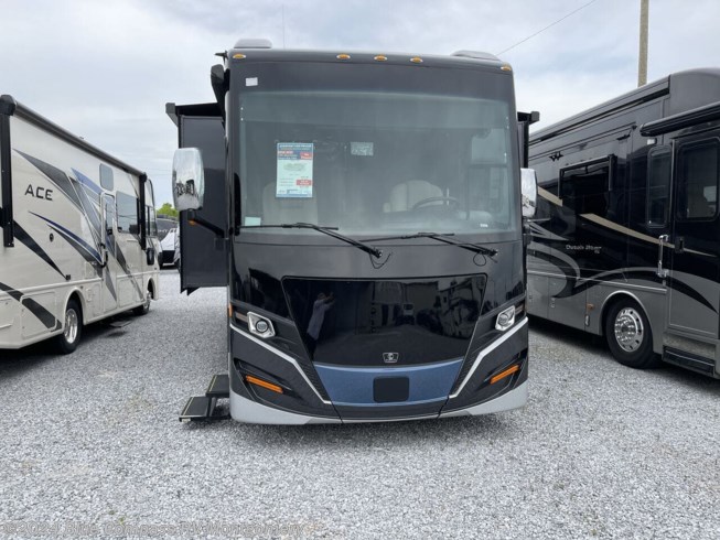 2022 Tiffin Red 360 37BA - New Class A For Sale by Marlin Ingram RV Center in Montgomery, Alabama