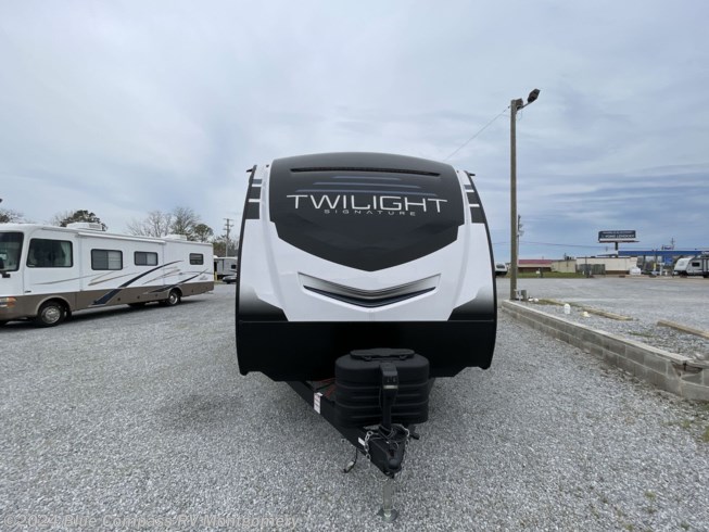 2024 Twilight Signature TWS-21RB by Cruiser RV from Blue Compass RV Montgomery in Montgomery, Alabama