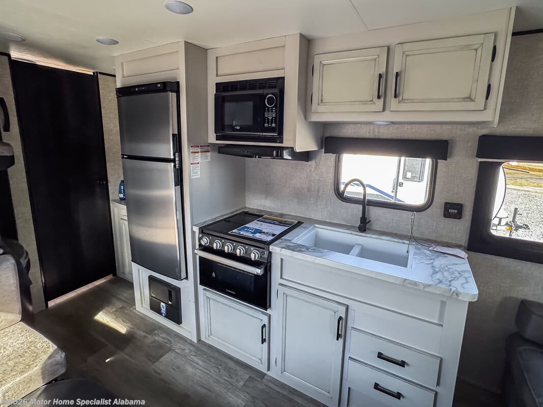 Used 2022 Jayco Jay Flight SLX 8 264BHW available in Montgomery, Alabama