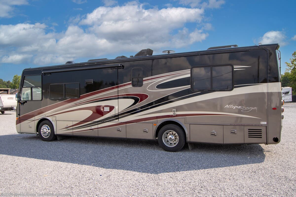 Used 2015 Tiffin Allegro Breeze 32BR available in Montgomery, Alabama