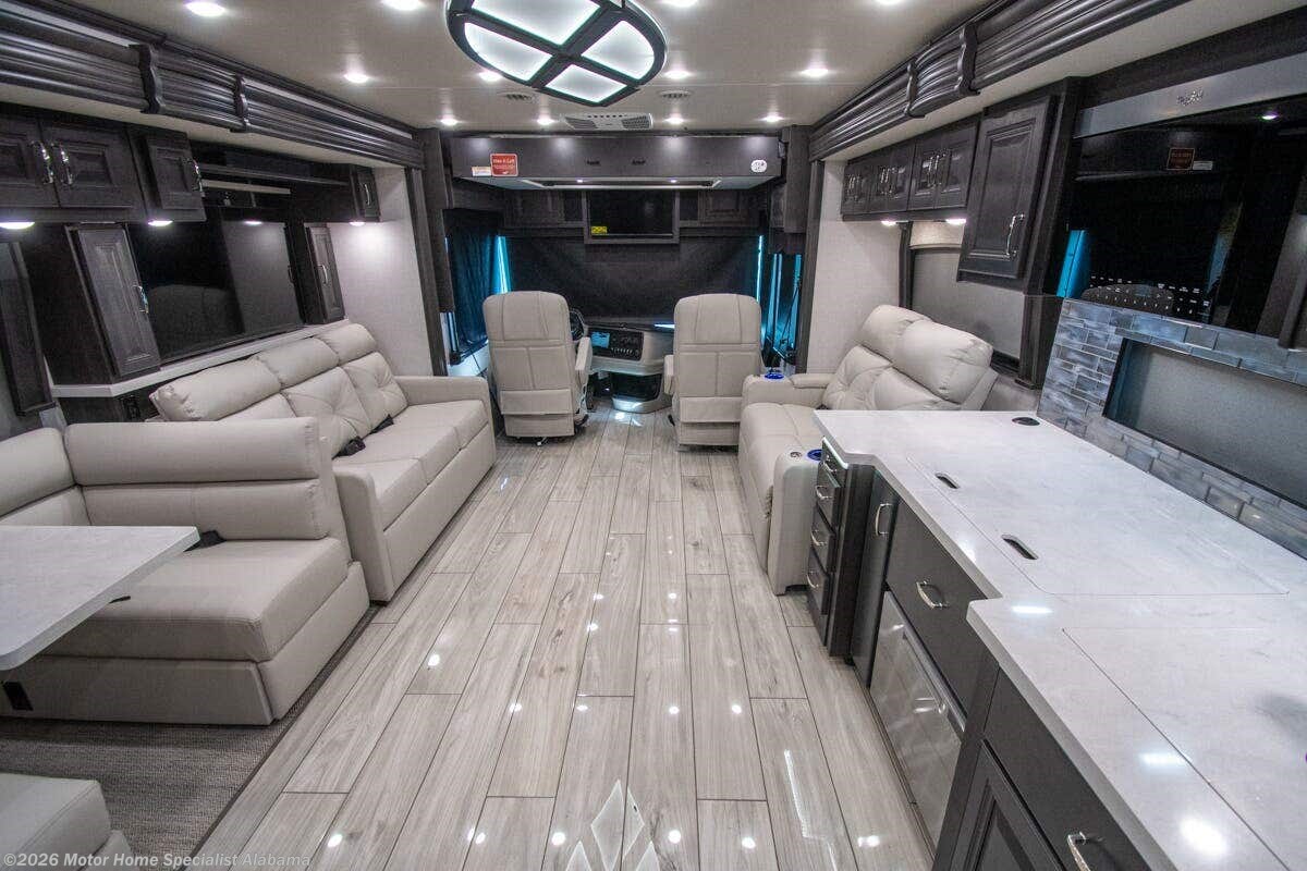 2026 Holiday Rambler Endeavor 38W - New Diesel Pusher For Sale by Motor Home Specialist Alabama in Montgomery, Alabama features Bath & 1/2