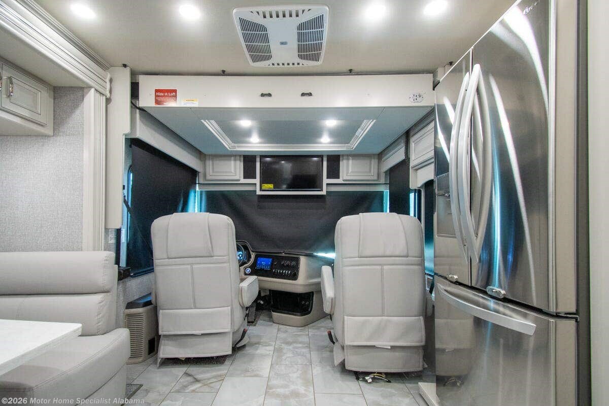 2026 Endeavor 38N by Holiday Rambler from Motor Home Specialist Alabama in Montgomery, Alabama