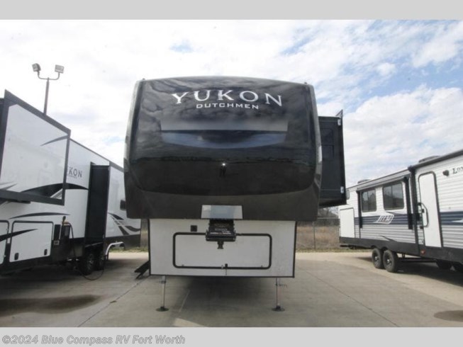 New 2022 Dutchmen Yukon 320RL available in Ft. Worth, Texas