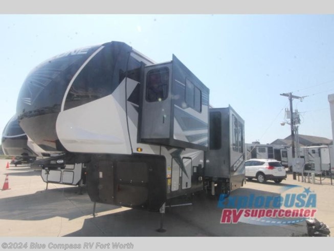 2021 Cyclone 3413 by Heartland from ExploreUSA RV Supercenter - FT. WORTH, TX in Ft. Worth, Texas