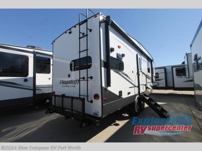 2022 Forest River Flagstaff FLF524BBS - New Fifth Wheel For Sale by ExploreUSA RV Supercenter - FT. WORTH, TX in Ft. Worth, Texas