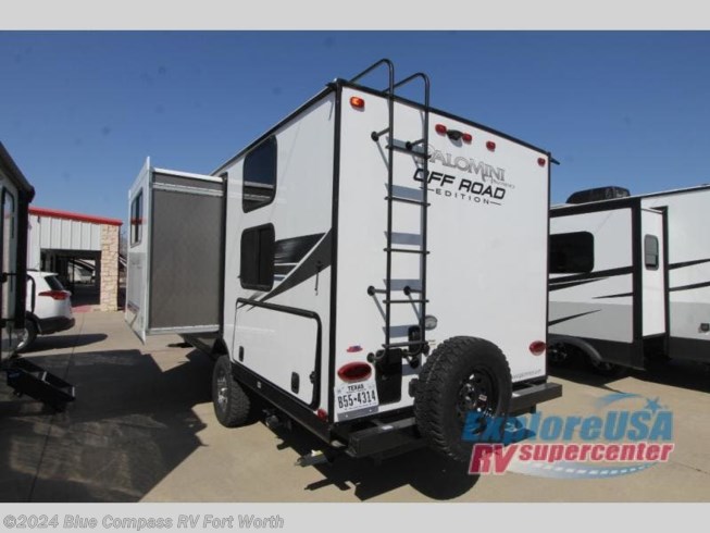 2021 Palomino Palomino 189BHS - Used Travel Trailer For Sale by ExploreUSA RV Supercenter - FT. WORTH, TX in Ft. Worth, Texas
