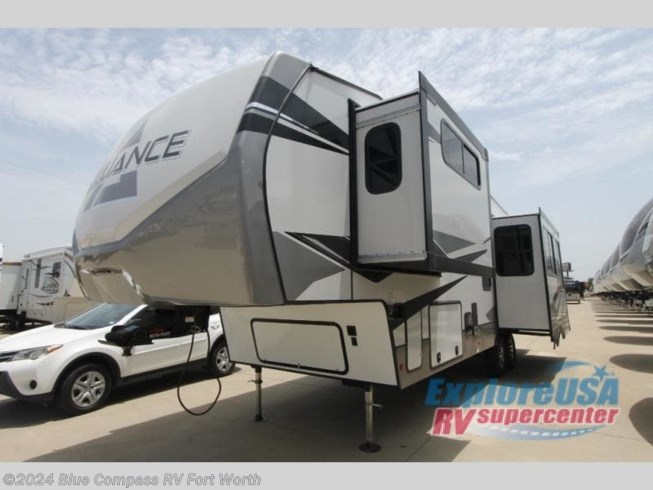 New 2022 Alliance RV Avenue 33RKS available in Ft. Worth, Texas