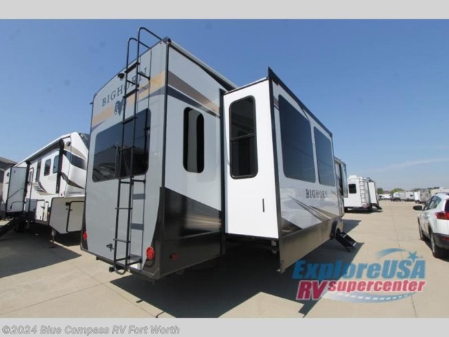 2022 Heartland Bighorn BH3883MD - New Fifth Wheel For Sale by ExploreUSA RV Supercenter - FT. WORTH, TX in Ft. Worth, Texas