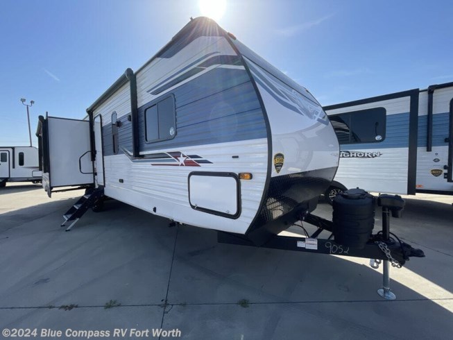 2024 Longhorn 340MB by CrossRoads from Blue Compass RV Fort Worth in Ft. Worth, Texas