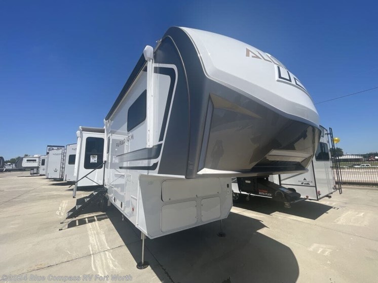 New 2025 Alliance RV Paradigm 310RL available in Fort Worth, Texas