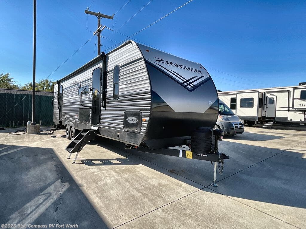 2026 Zinger 320FB by CrossRoads from Blue Compass RV Fort Worth in Fort Worth, Texas