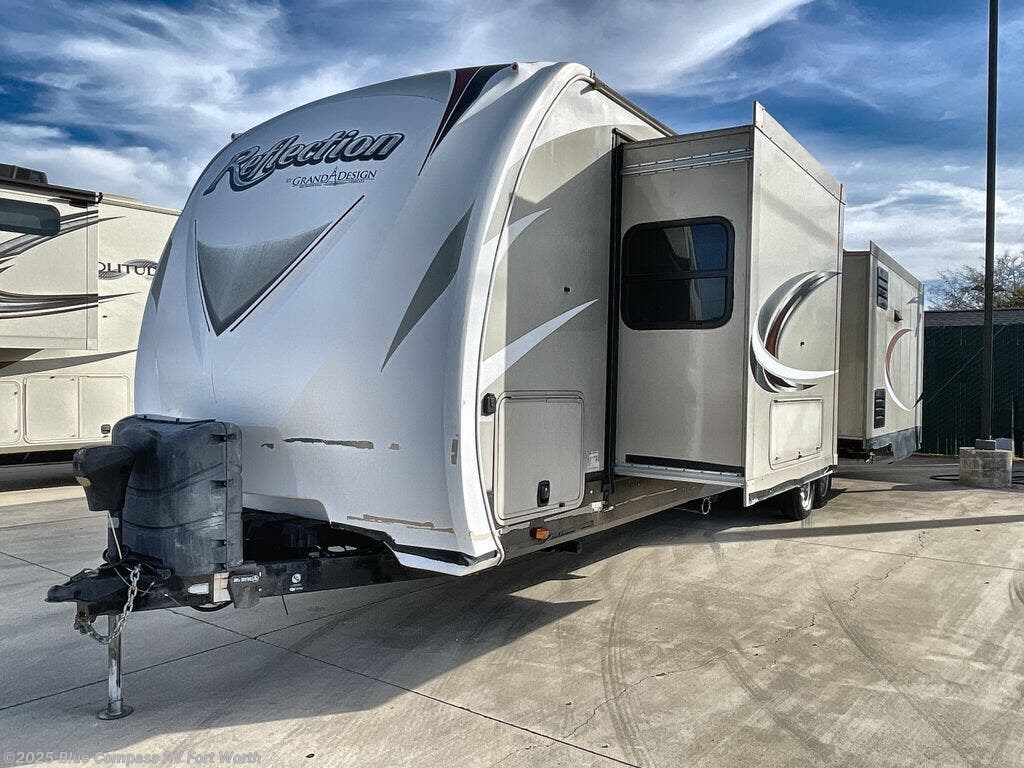 Used 2017 Grand Design Reflection 315RLTS available in Fort Worth, Texas