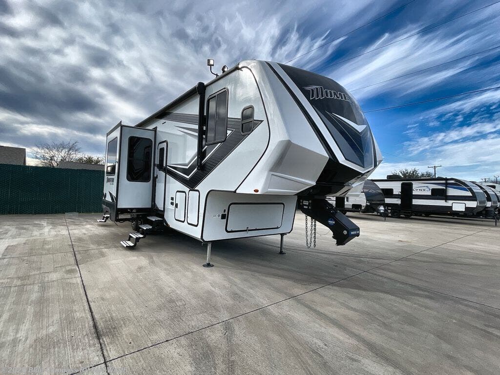 2024 Grand Design Momentum 320G - Used Toy Hauler For Sale by Blue Compass RV Fort Worth in Fort Worth, Texas