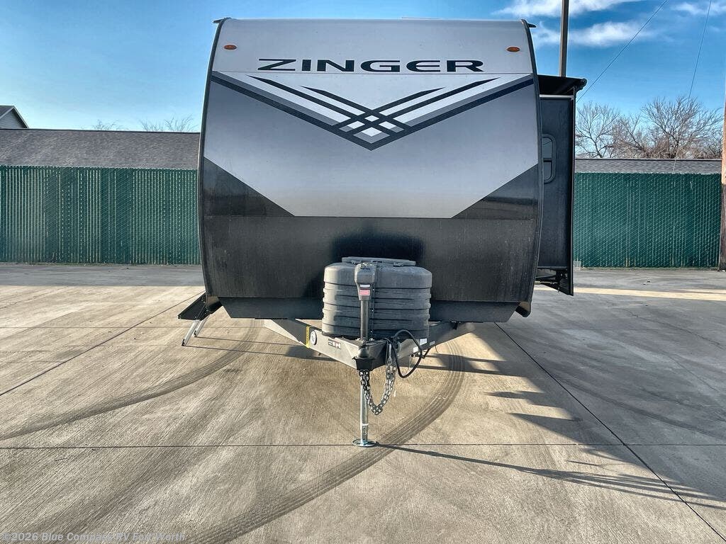 New 2026 CrossRoads Zinger Lite 290QB available in Fort Worth, Texas