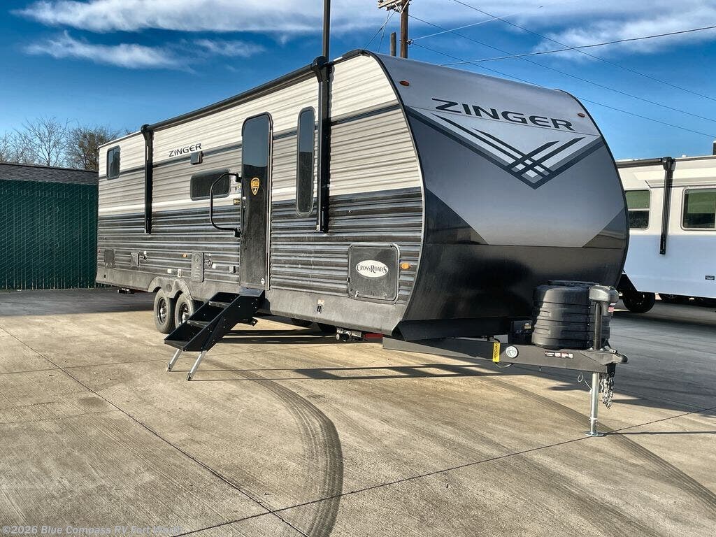 2026 Zinger Lite 290QB by CrossRoads from Blue Compass RV Fort Worth in Fort Worth, Texas