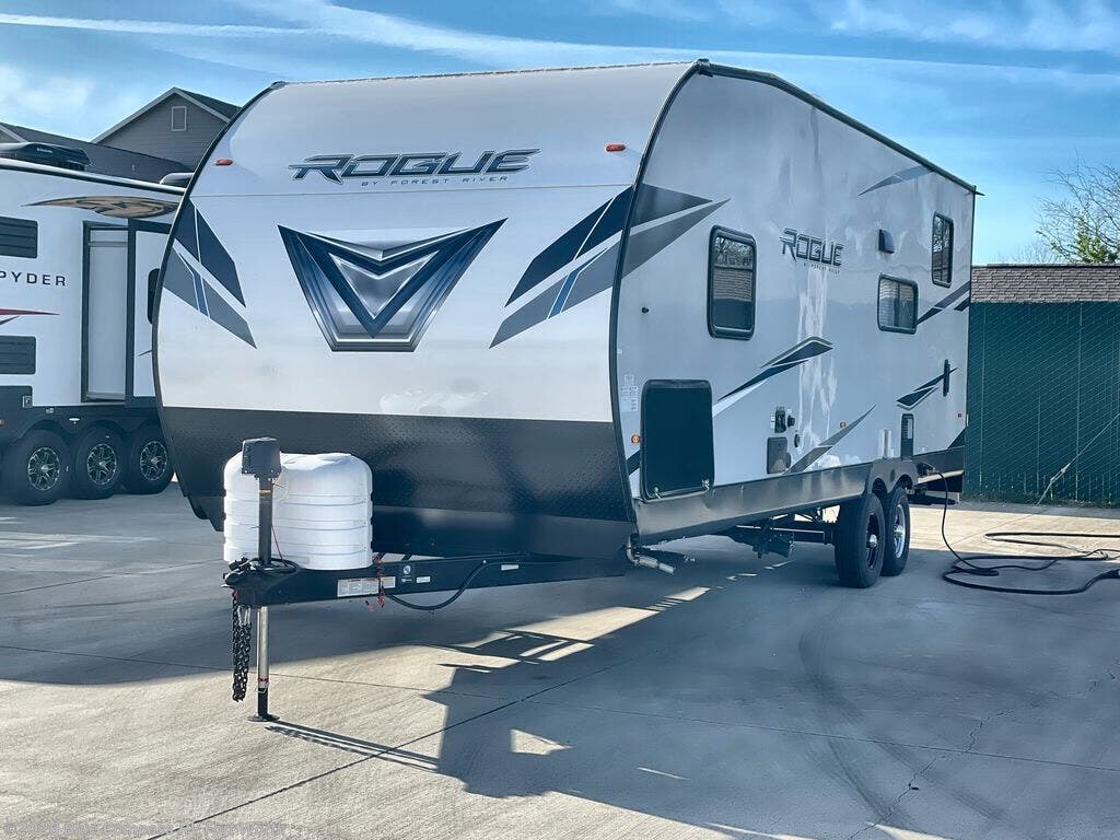 Used 2022 Forest River Vengeance Rogue M-25V available in Fort Worth, Texas