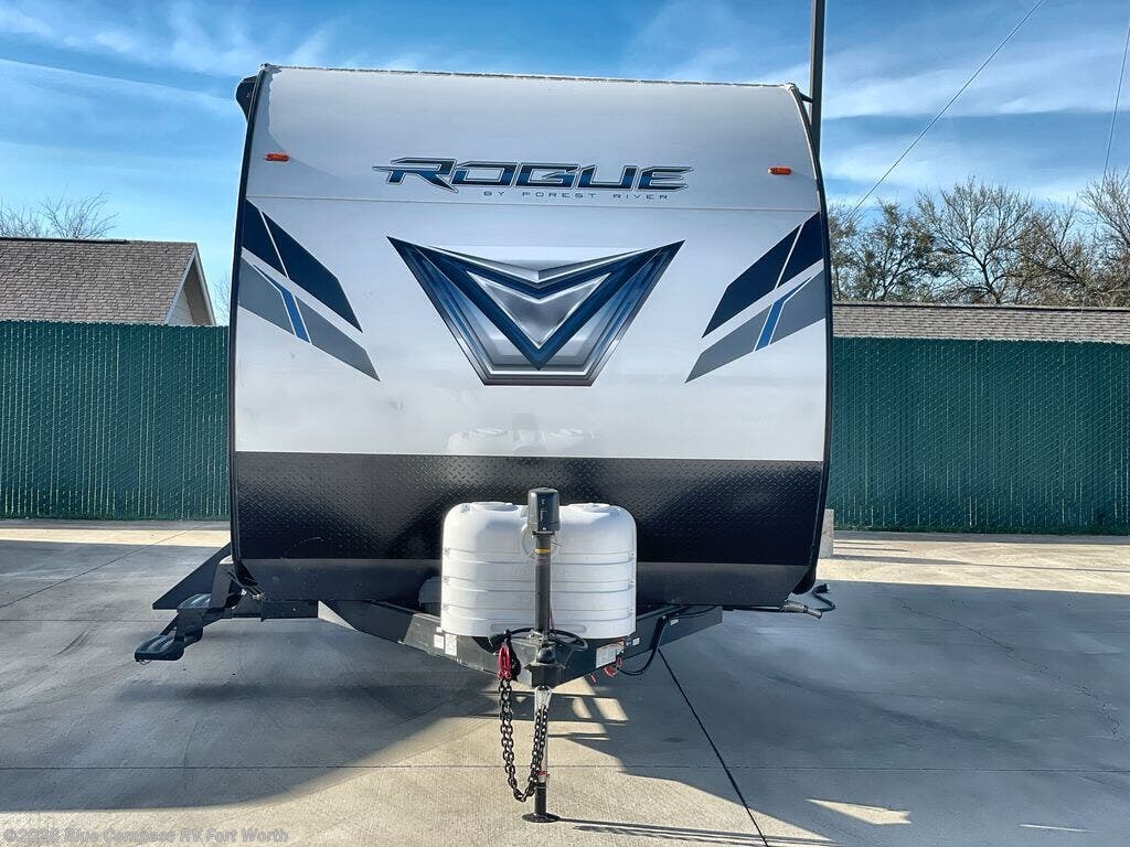 2022 Vengeance Rogue M-25V by Forest River from Blue Compass RV Fort Worth in Fort Worth, Texas