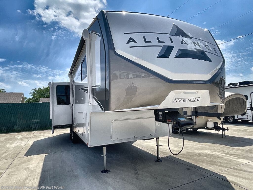 2026 Avenue 32RLS by Alliance RV from Blue Compass RV Fort Worth in Fort Worth, Texas