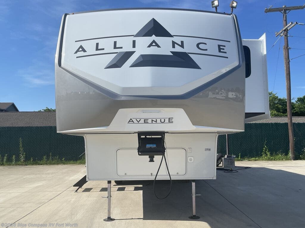 New 2026 Alliance RV Avenue 32RLS available in Fort Worth, Texas