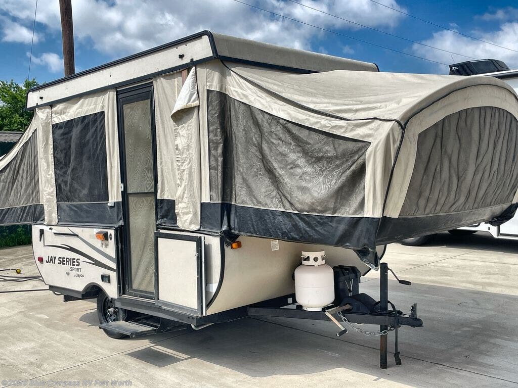 2016 Jayco Jay Series M-10 SD Sport - Used Popup For Sale by Blue Compass RV Fort Worth in Fort Worth, Texas