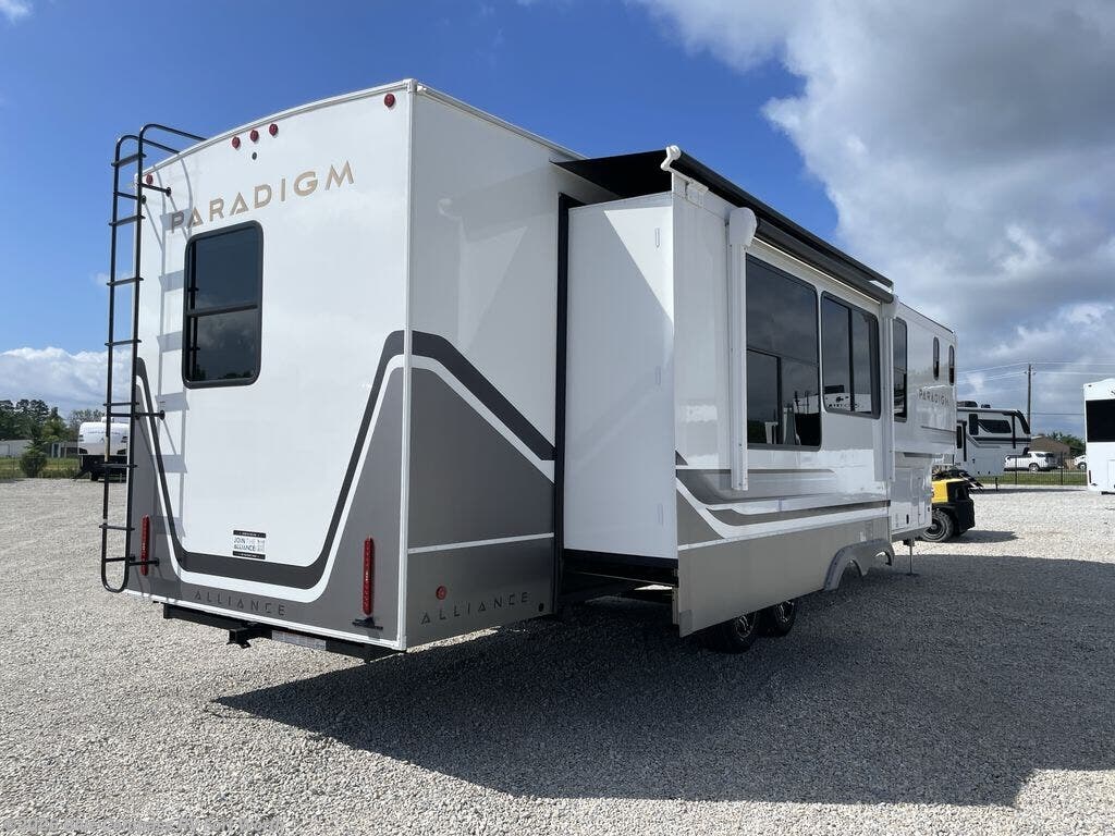 New 2026 Alliance RV Paradigm 382RK available in Fort Worth, Texas