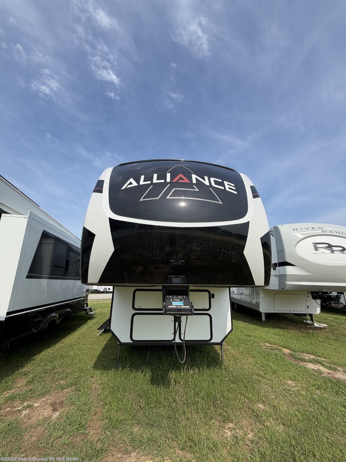 2022 Valor 40V13 by Alliance RV from Blue Compass RV Fort Worth in Fort Worth, Texas