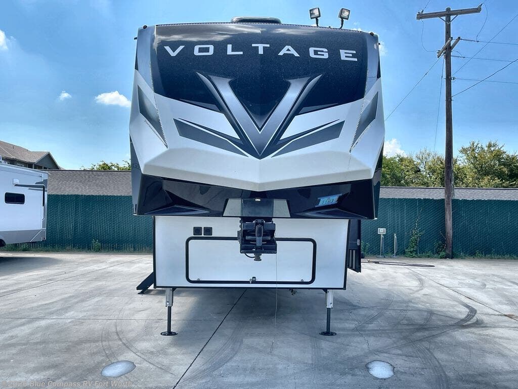 Used 2020 Dutchmen Voltage V4205 available in Fort Worth, Texas