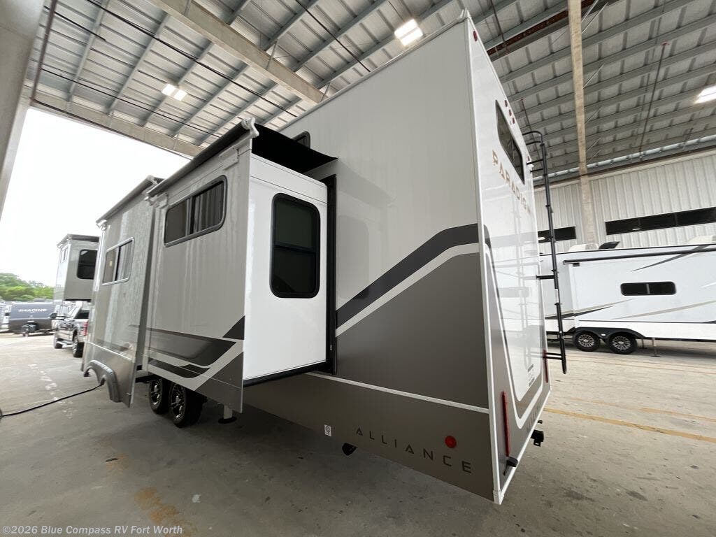 New 2026 Alliance RV Paradigm 395DS available in Fort Worth, Texas