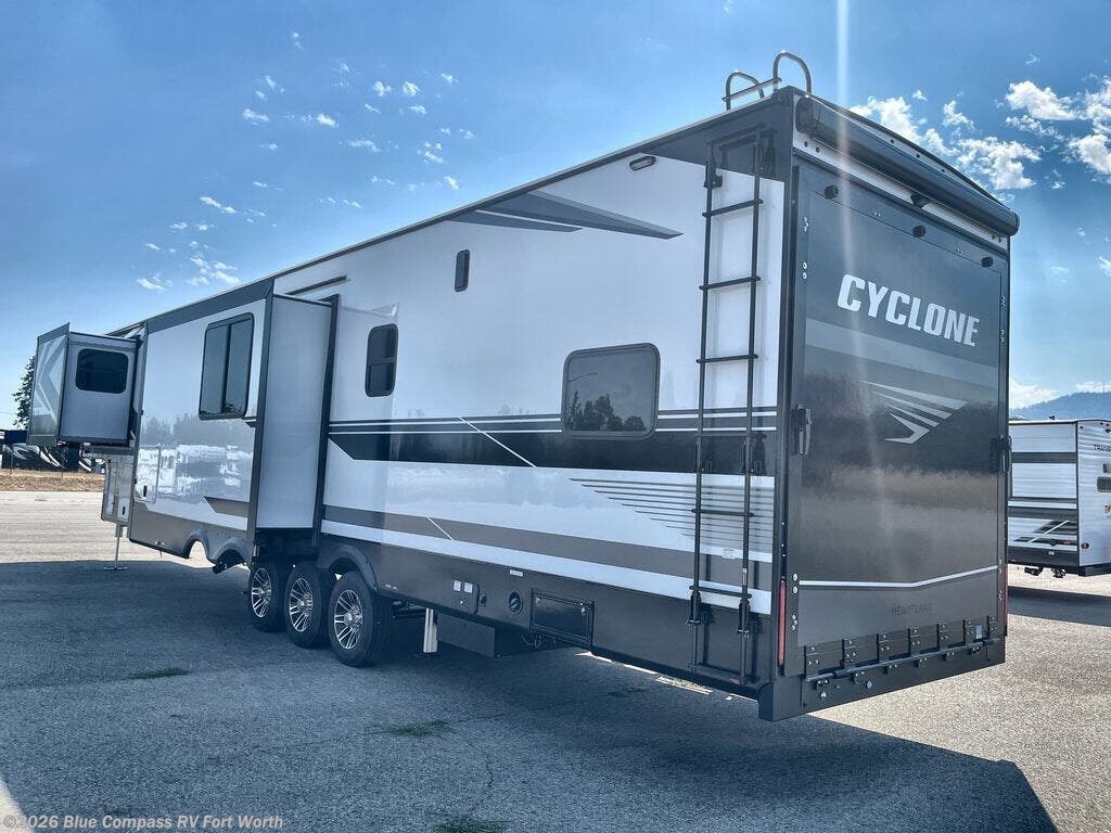 New 2027 Heartland Cyclone 3914 available in Fort Worth, Texas