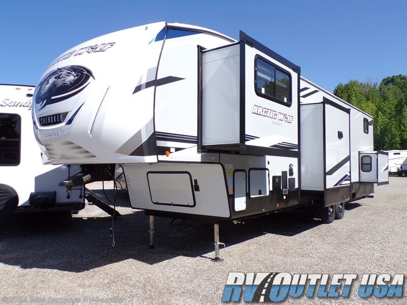 2022 Forest River Cherokee Arctic Wolf 3990 SUITE RV for Sale in