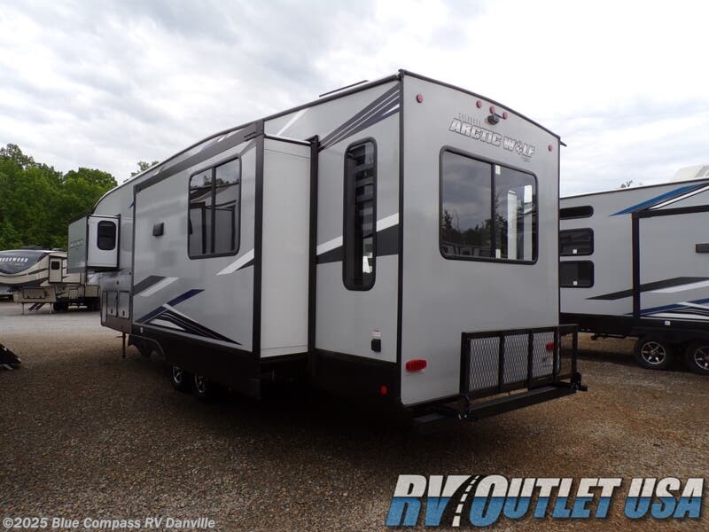 2022 Forest River Cherokee Arctic Wolf 3550 Suite RV for Sale in