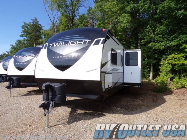 2022 Cruiser RV Twilight Signature TWS 2600 - New Travel Trailer For Sale by RV Outlet USA in Ringgold, Virginia