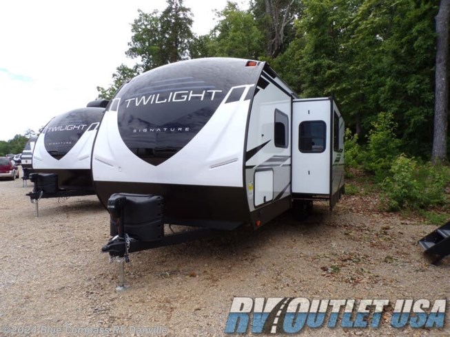 2022 Cruiser RV Twilight Signature TWS 2280 - New Travel Trailer For Sale by RV Outlet USA in Ringgold, Virginia