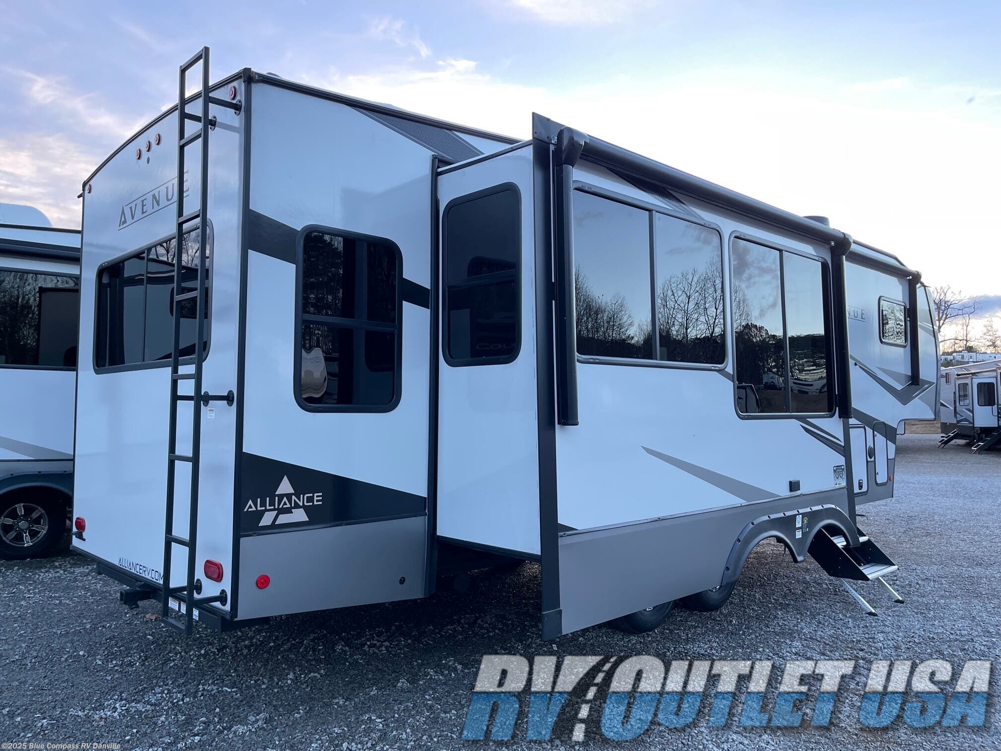 2022 Alliance RV Avenue 30RLS RV for Sale in Ringgold, VA 24586 ...