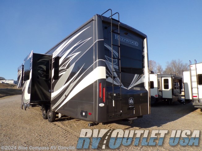 2022 Redwood 4001LK by CrossRoads from RV Outlet USA in Ringgold, Virginia