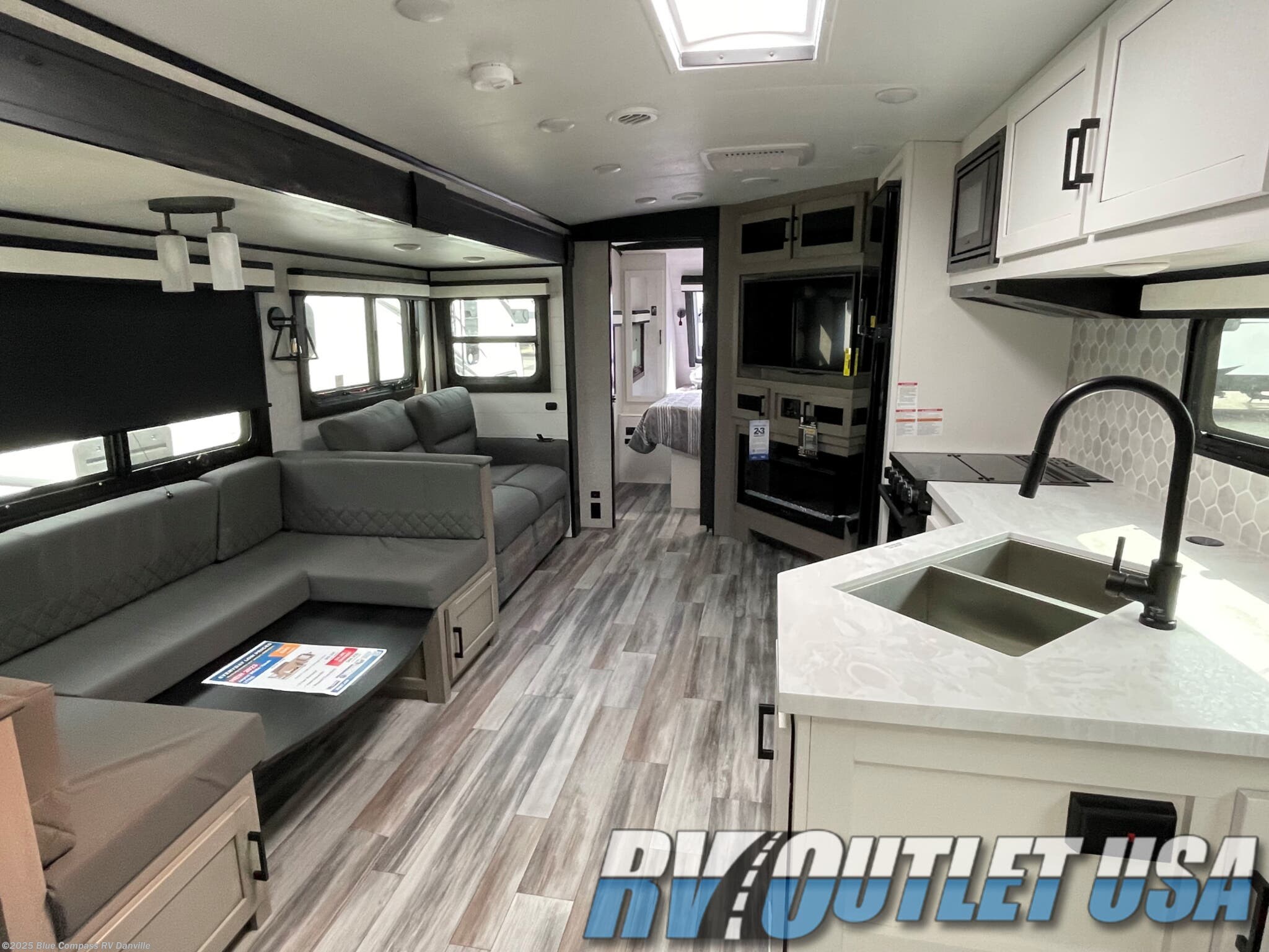 2024 Jayco White Hawk 27RB RV for Sale in Ringgold, VA 24586 T71018