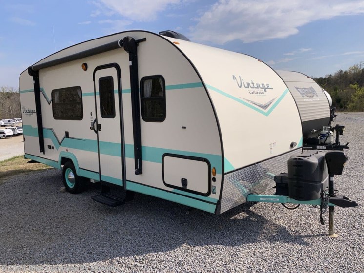 Used 2017 Gulf Stream Vintage Cruiser 19RBS available in Ringgold, Virginia