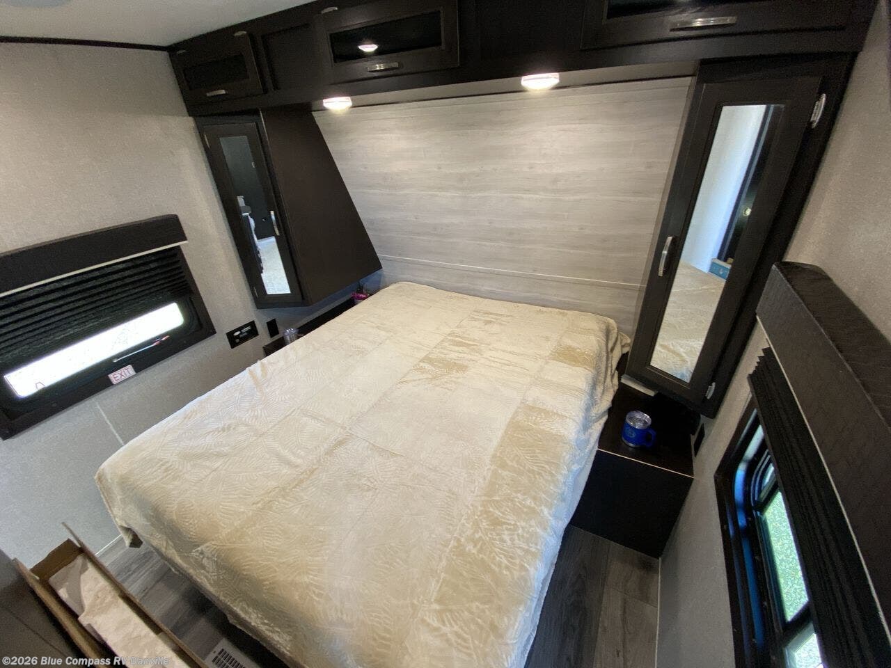 Used 2021 Jayco Jay Flight 32BHDS available in Ringgold, Virginia