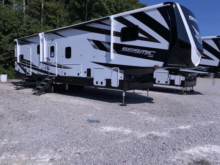 New 2025 Jayco Seismic 359 available in Ringgold, Virginia