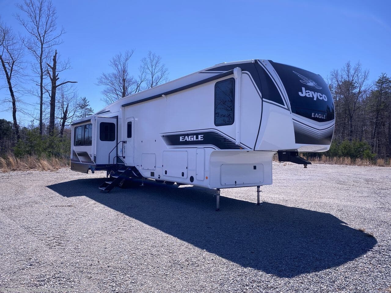 2025 Jayco Eagle 355MBQS RV for Sale in Ringgold, VA 24586 | T116068 ...