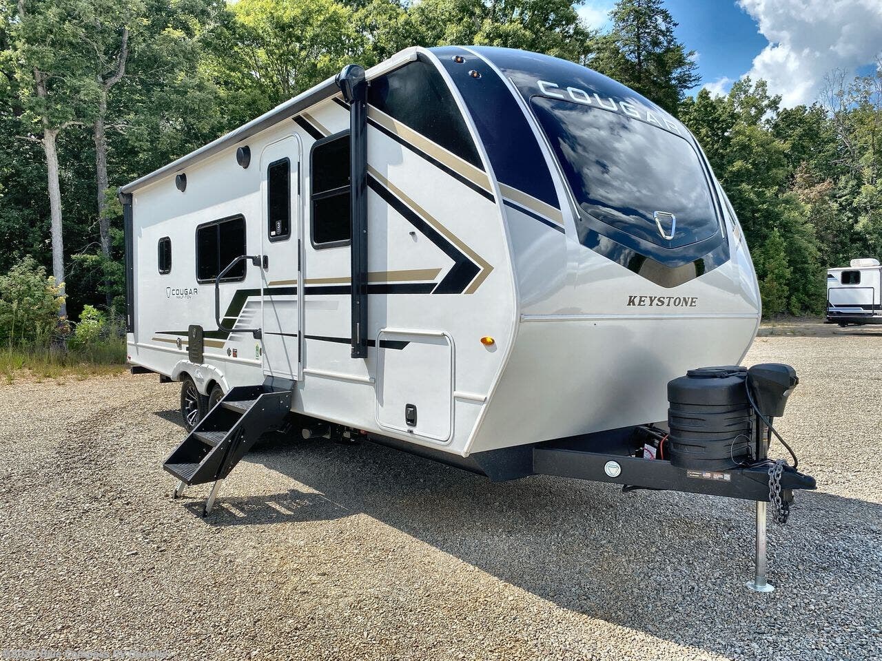 2026 Cougar Half-Ton 22MLS by Keystone from Blue Compass RV Danville in Ringgold, Virginia